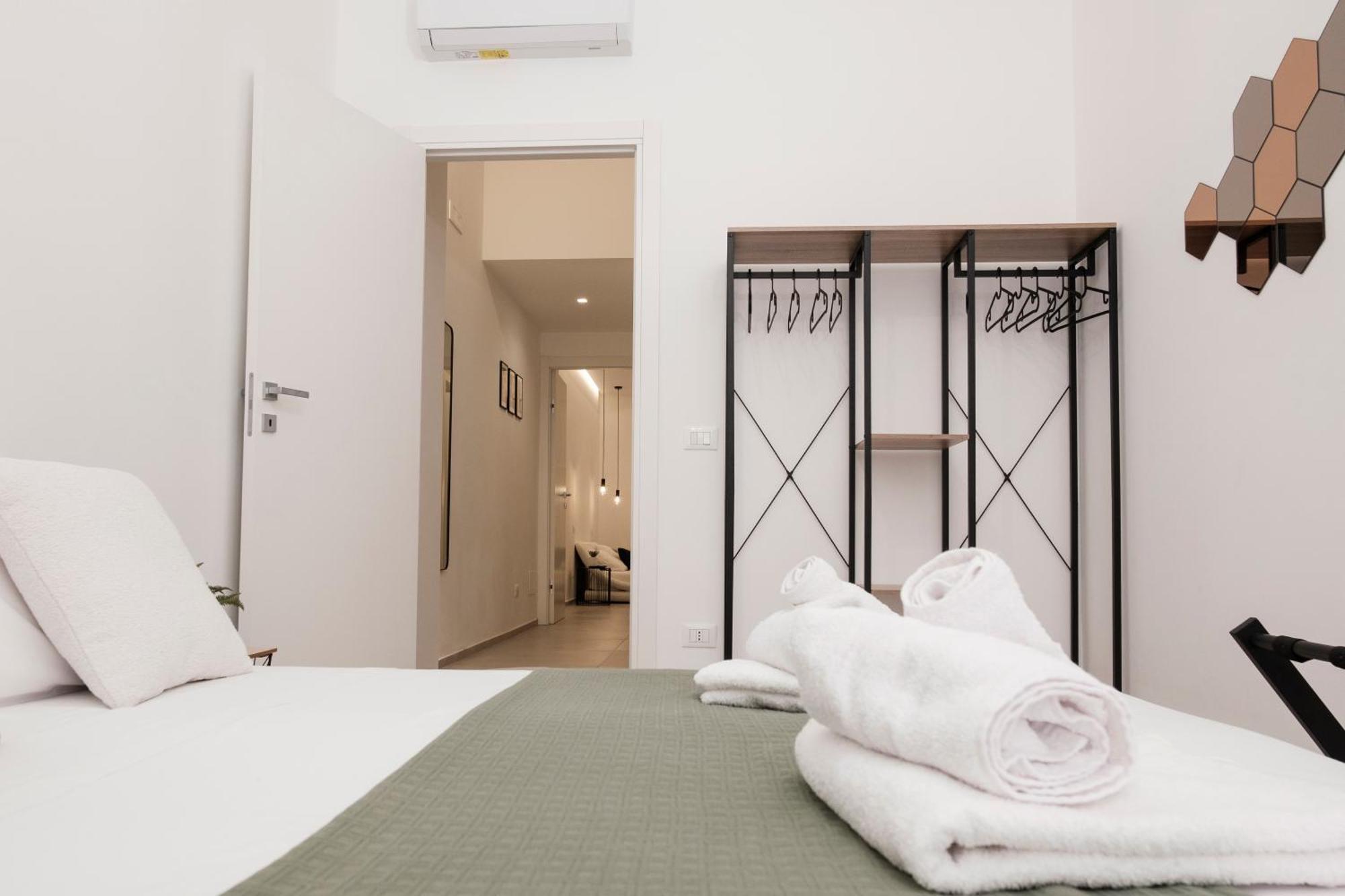 Pepoli Deluxe - Exclusive Apartment - Free Parking 트라파니 외부 사진